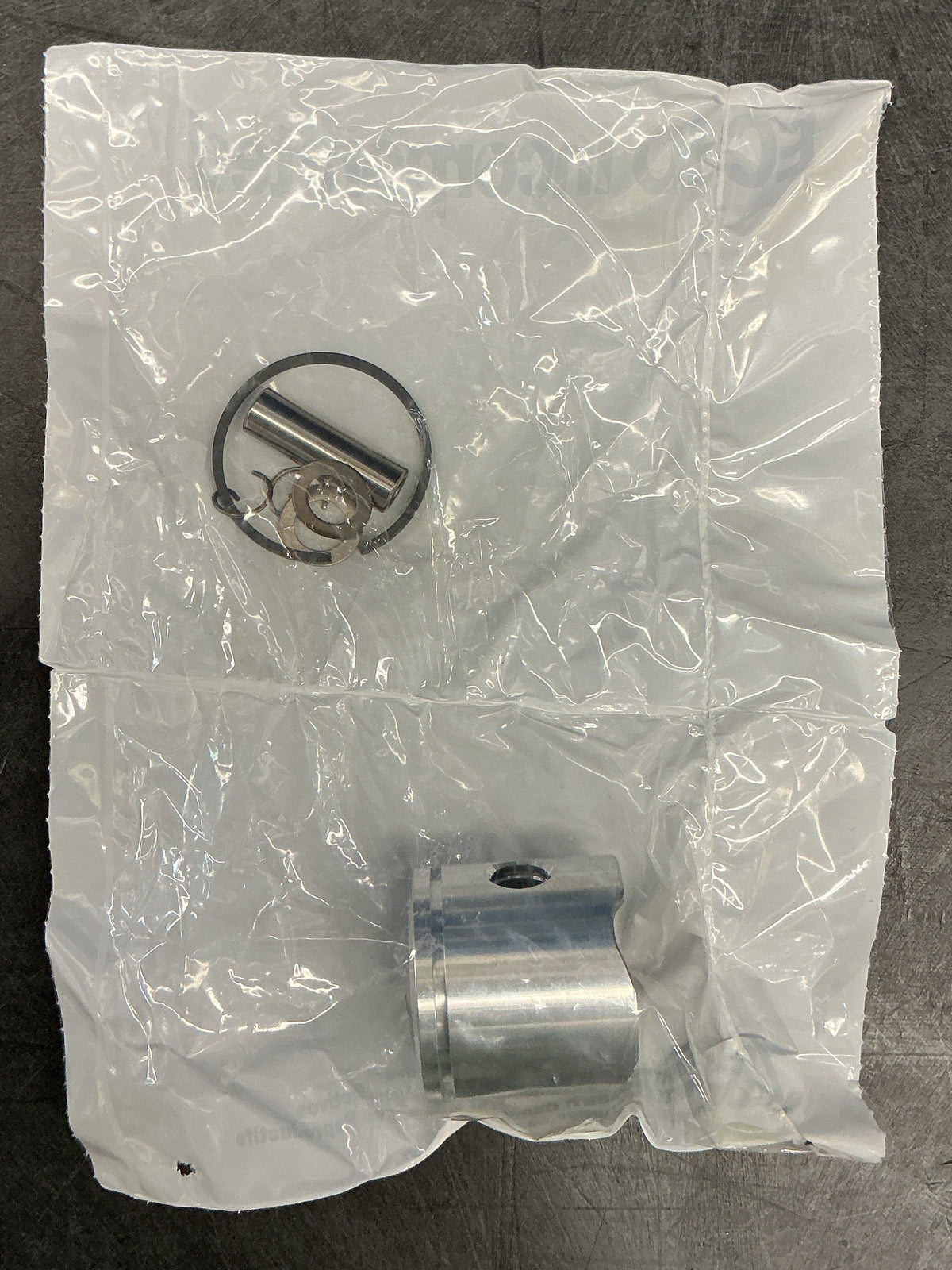 OEM Piston Kit P02100-7712 | New