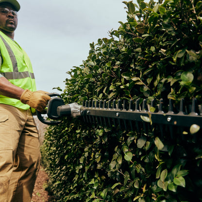 short-pole-hedge-trimmer